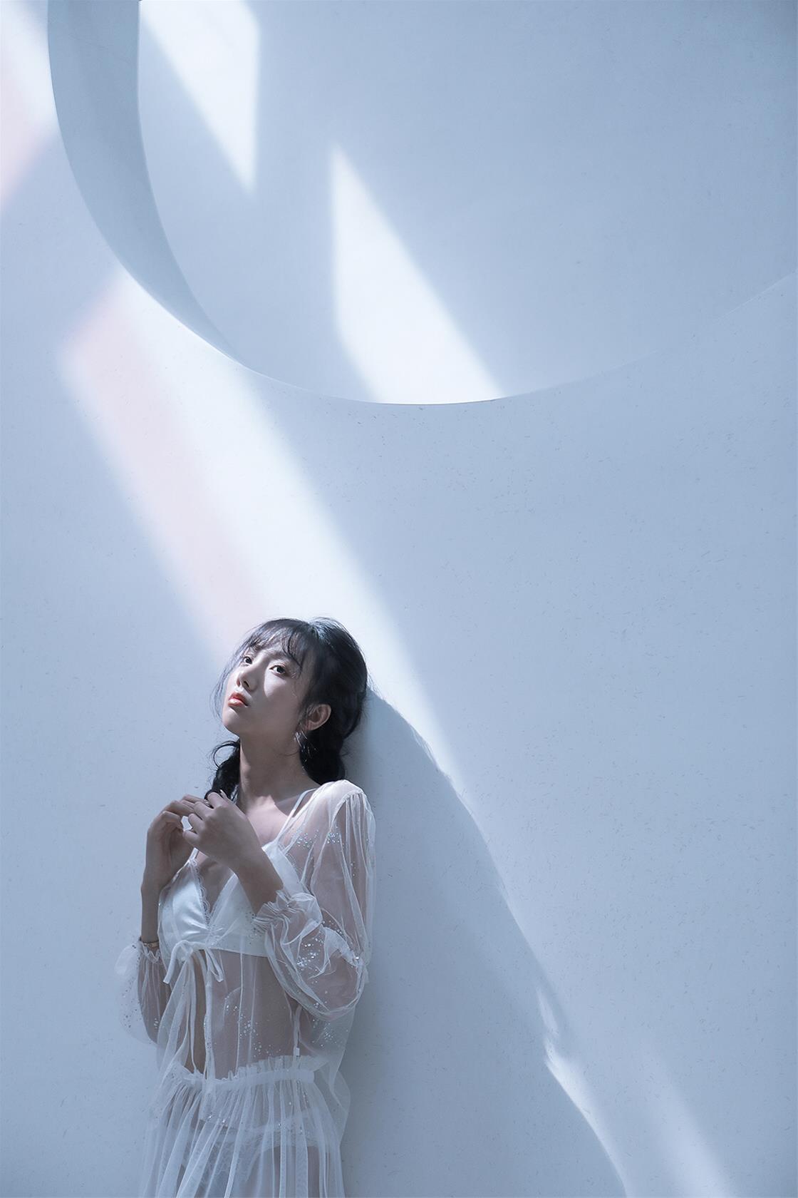 摄影师 A-mu lumen [17P-22MB]