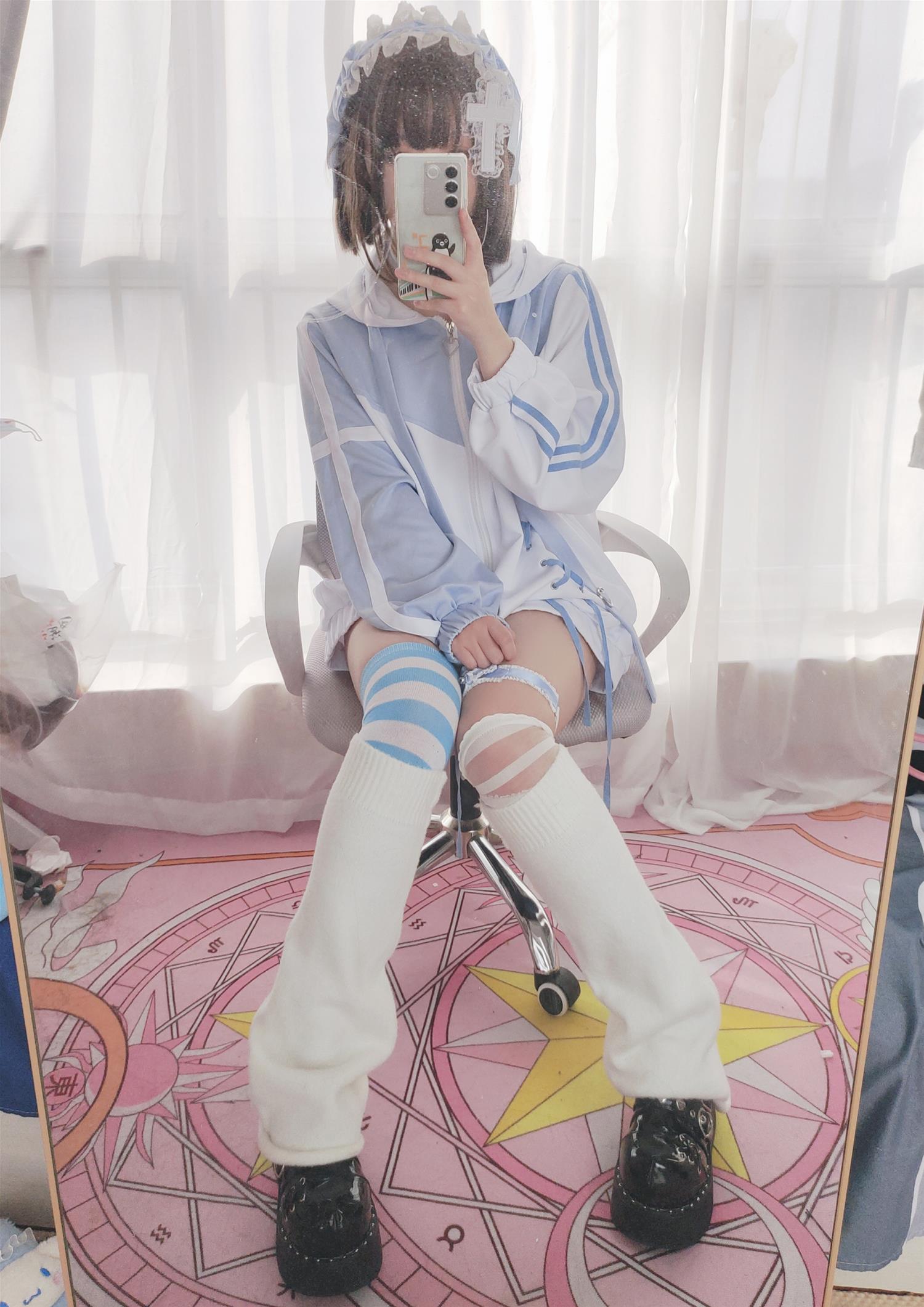 Asagiriai（愛ちゃん） 常服自拍 [24P-80MB]