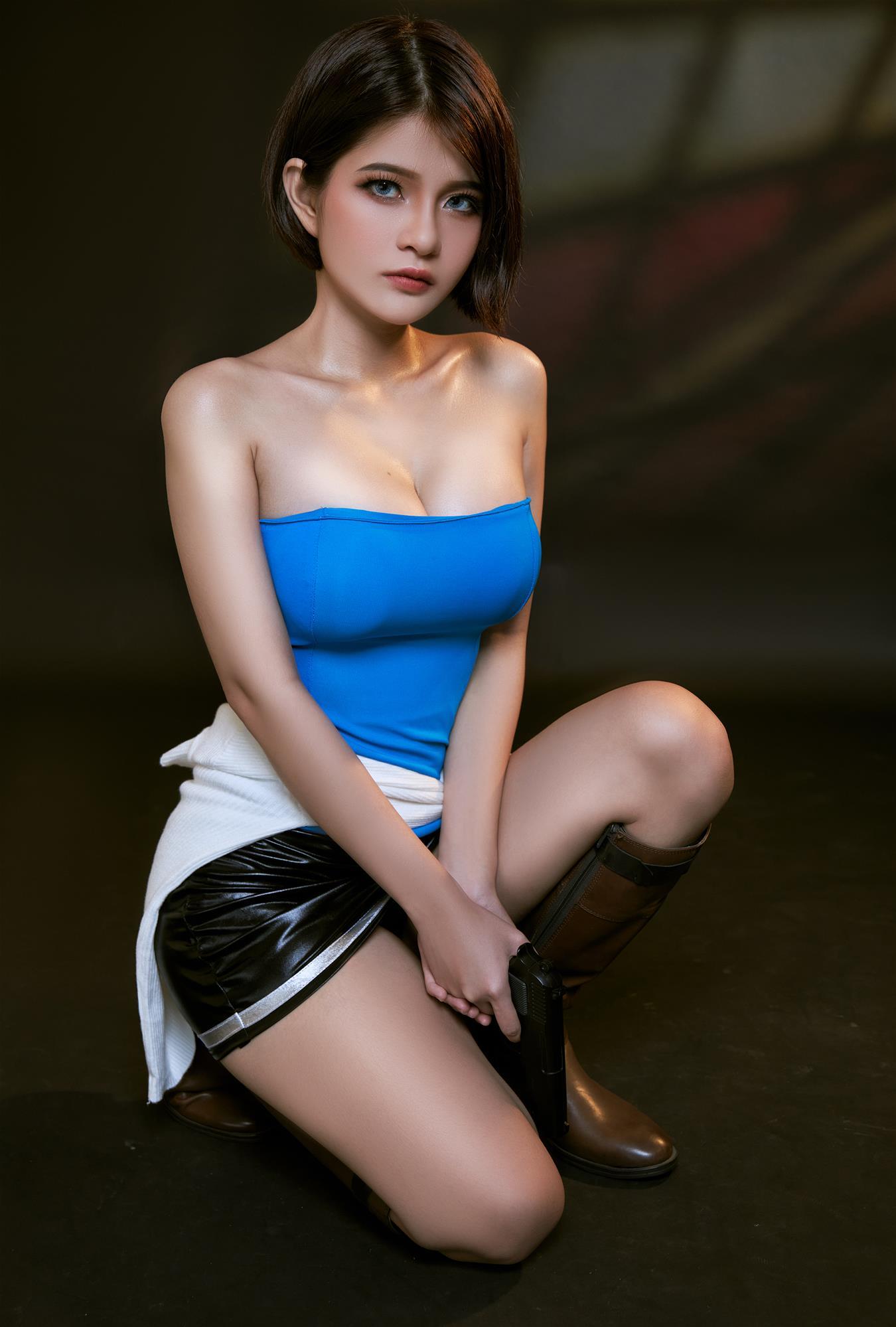 Azami 吉尔·瓦伦丁 [18P-214MB]