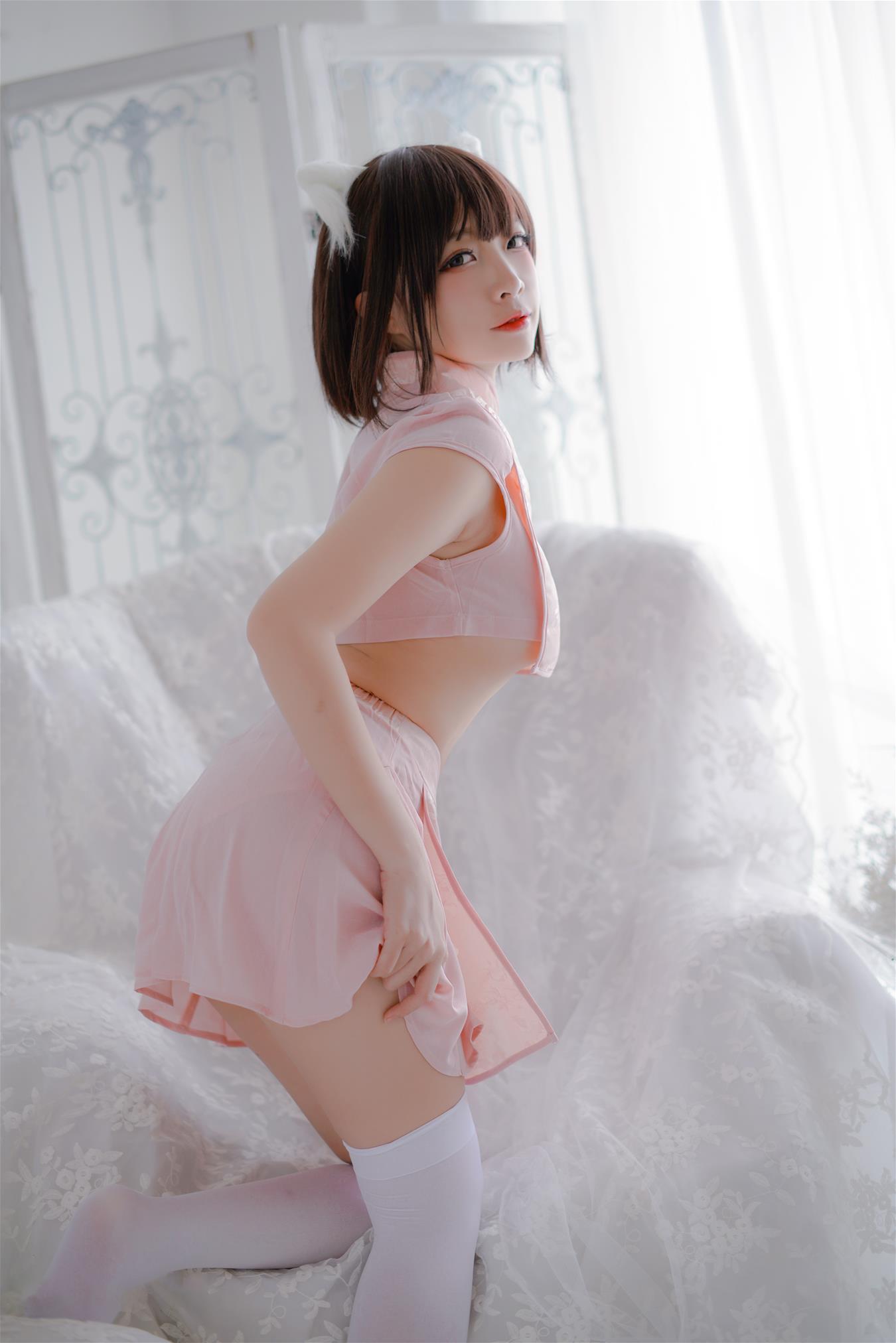 二佐 粉旗袍和黑三本 [40P-337MB]
