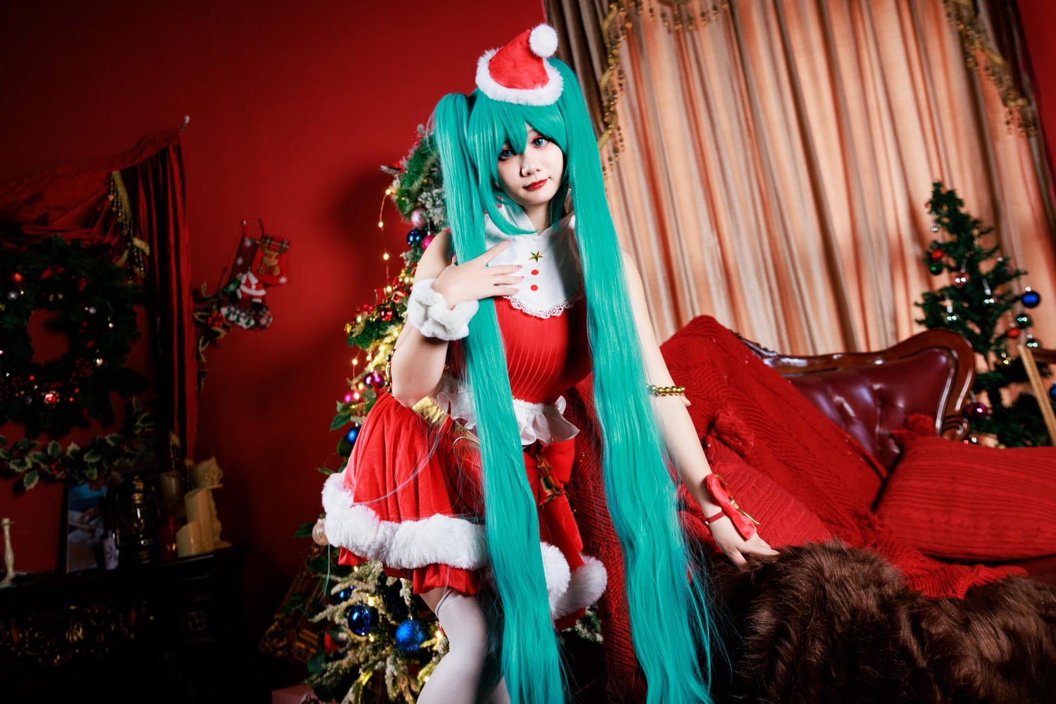阿雪雪 初音圣诞 [62P3V-3.46GB]