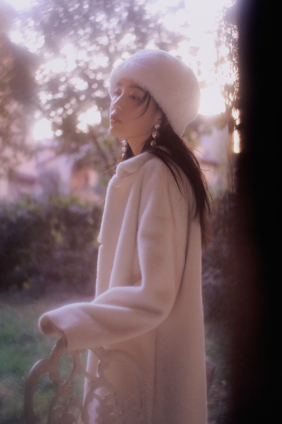 摄影师 A-mu 钟情 [13P-3MB]
