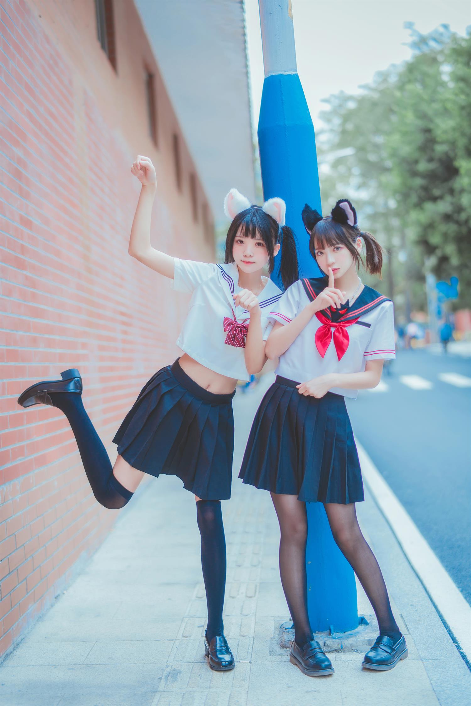 疯猫ss &桜桃喵 JK百合2 [33P-393MB]