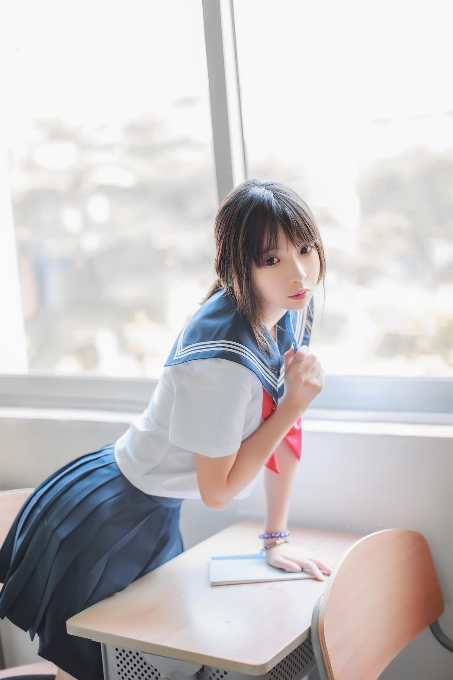 疯猫ss 同桌的水手服 [41P-464MB]