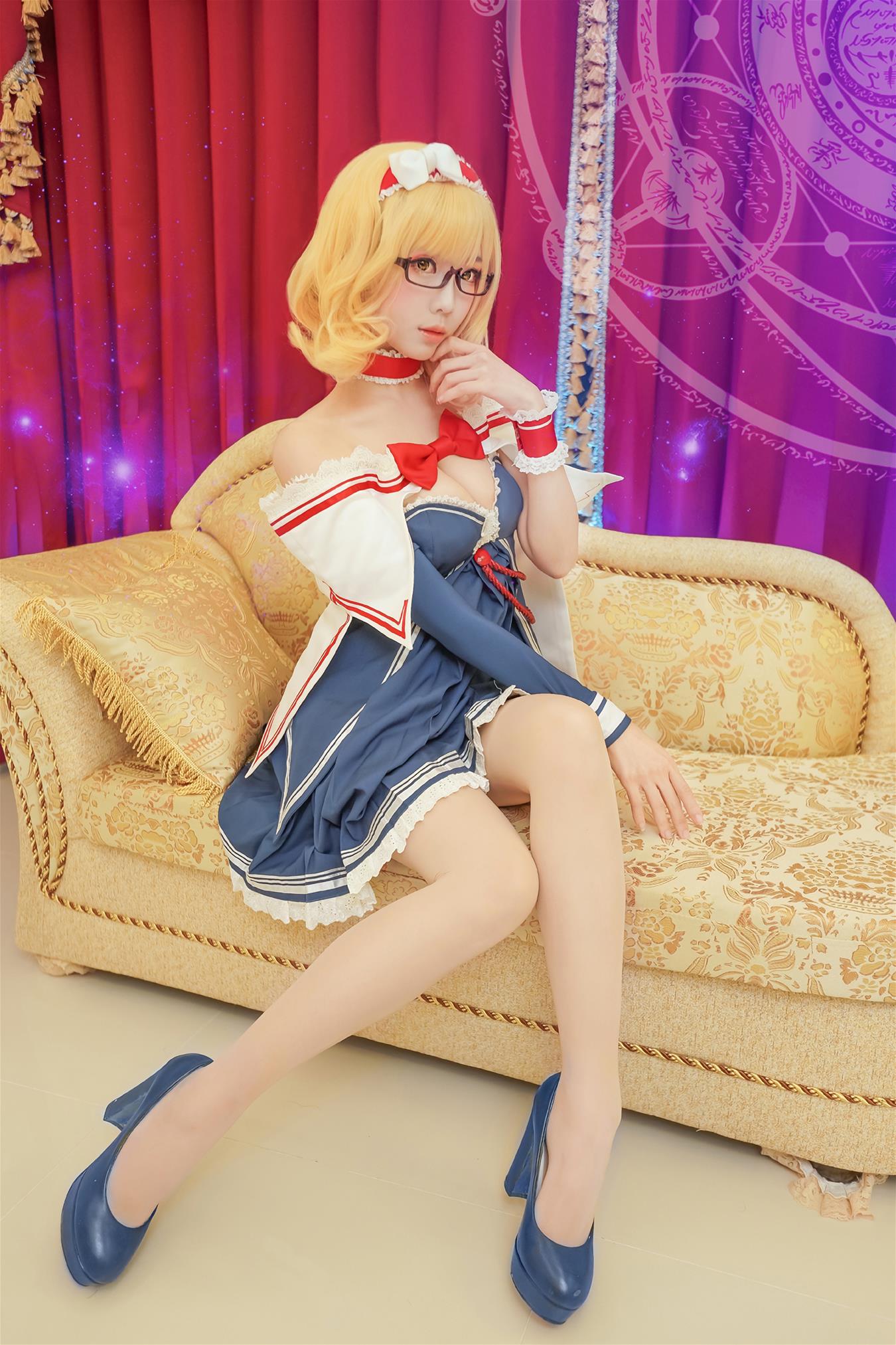 ElyEE子 小红帽 [10P-22MB]