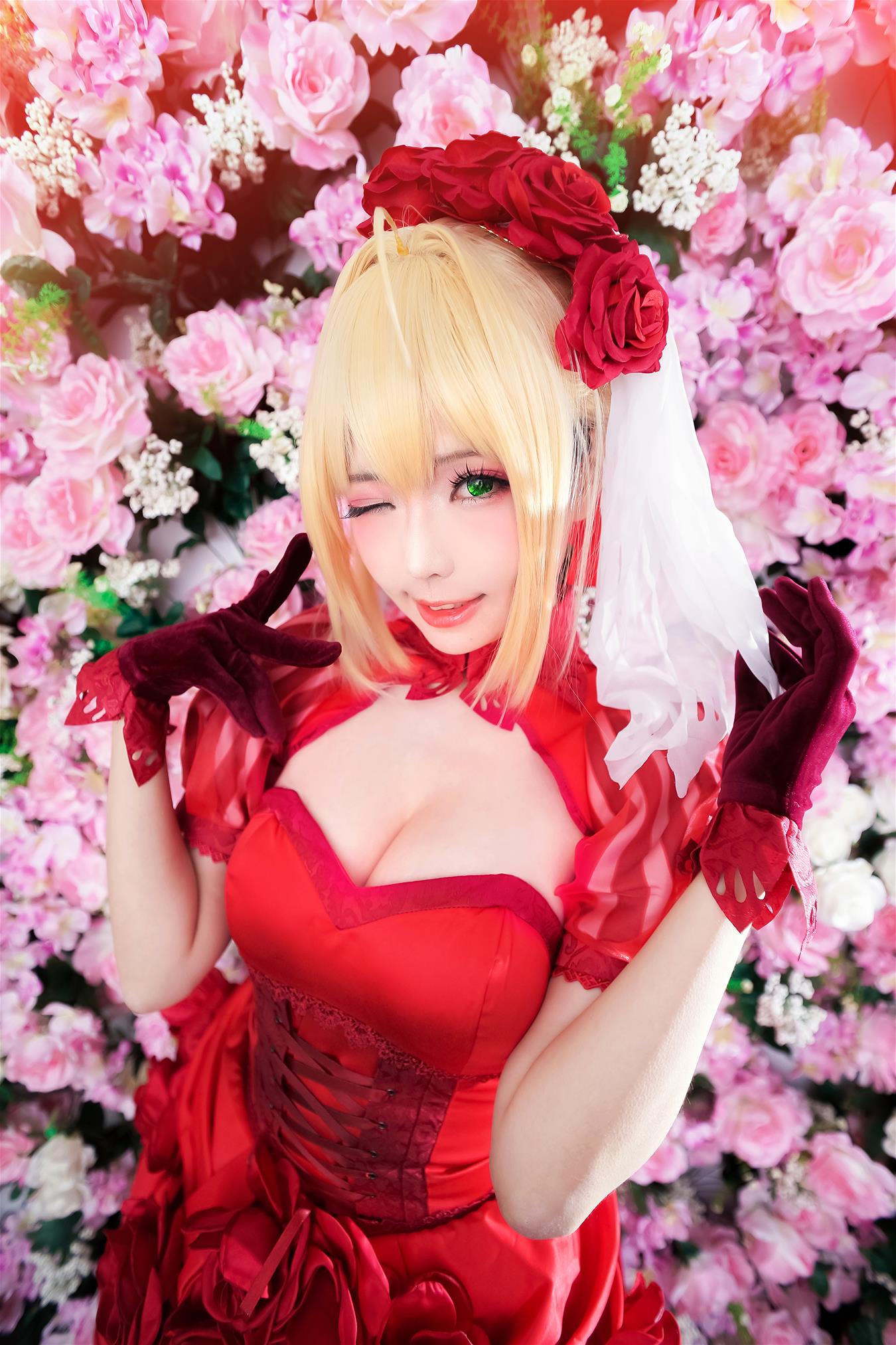 ElyEE子 尼禄 红玫瑰 [12P-62MB]