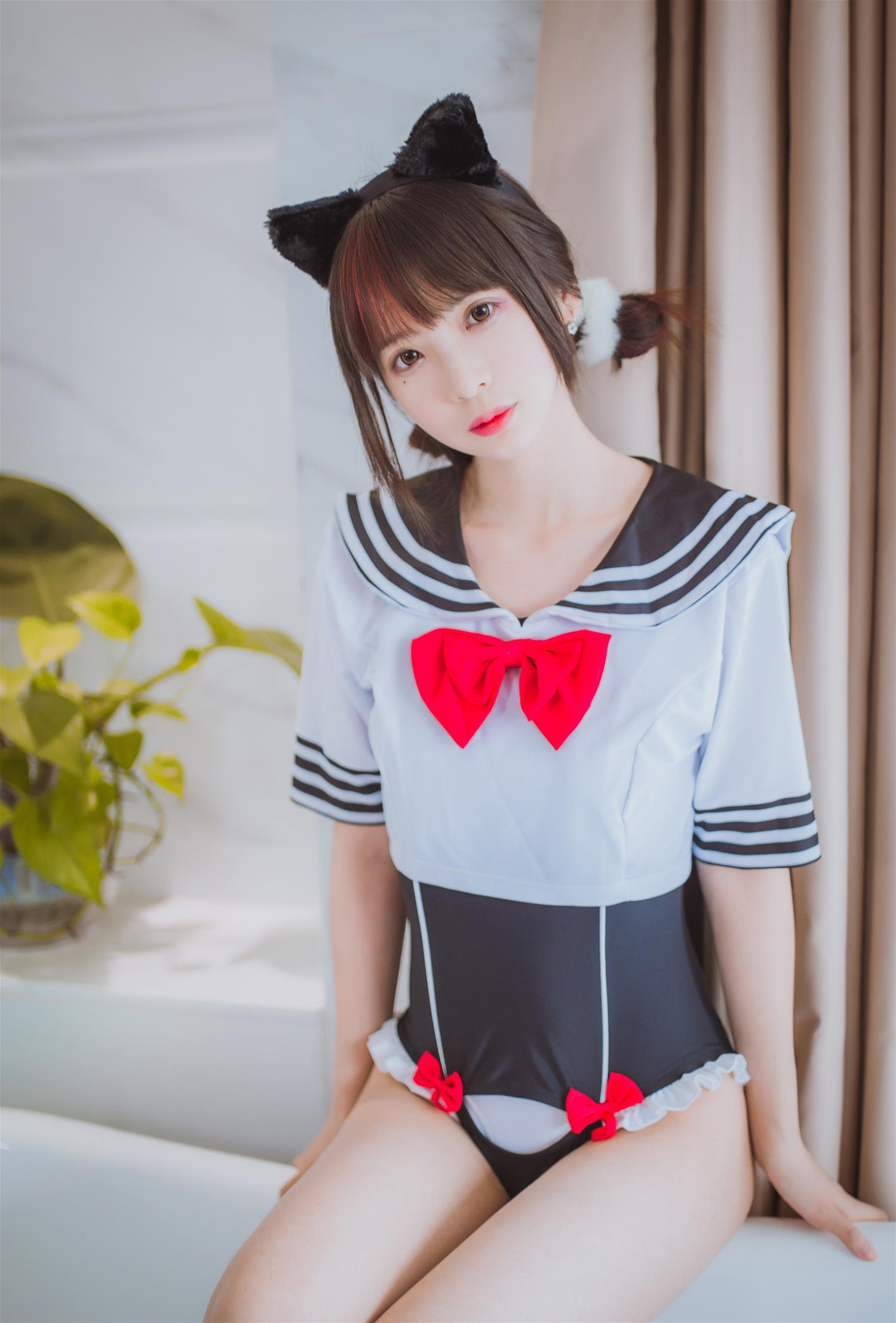 疯猫ss 死库水 [33P-225MB]