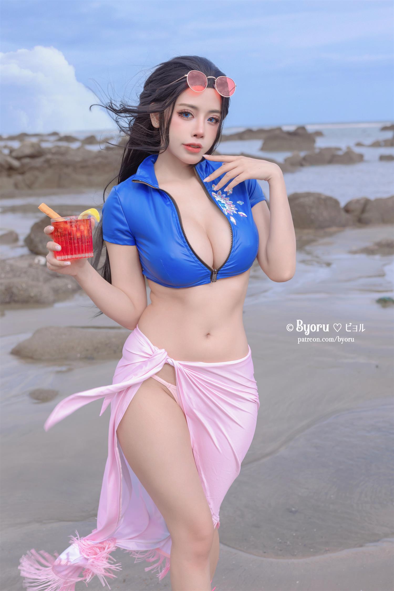 Byoru Nico Robin [30P-198MB]