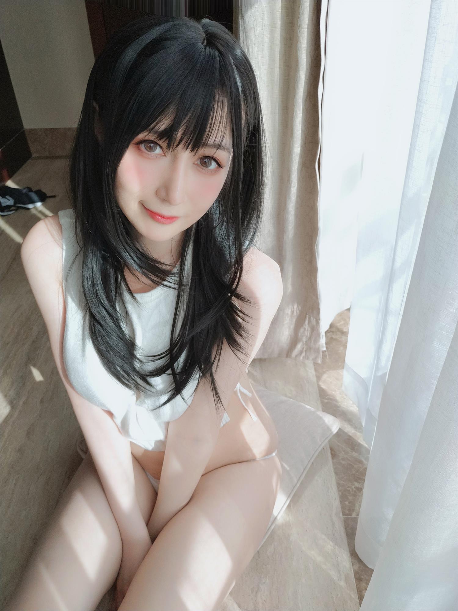 Coser小姐姐 白银81 白色毛衣 [49P-114MB]