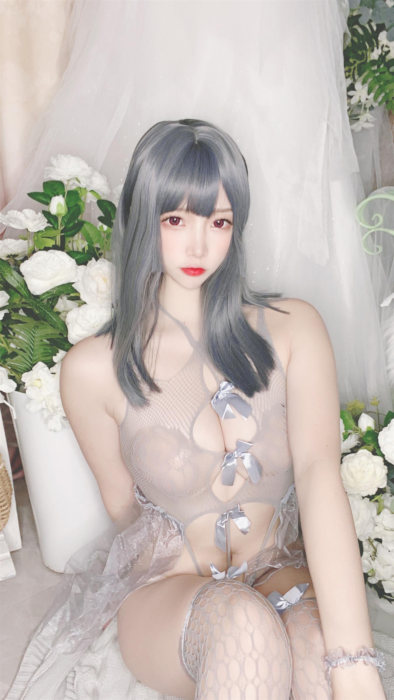 二佐 私房自拍蓝色网状比基尼 [38P-133MB]