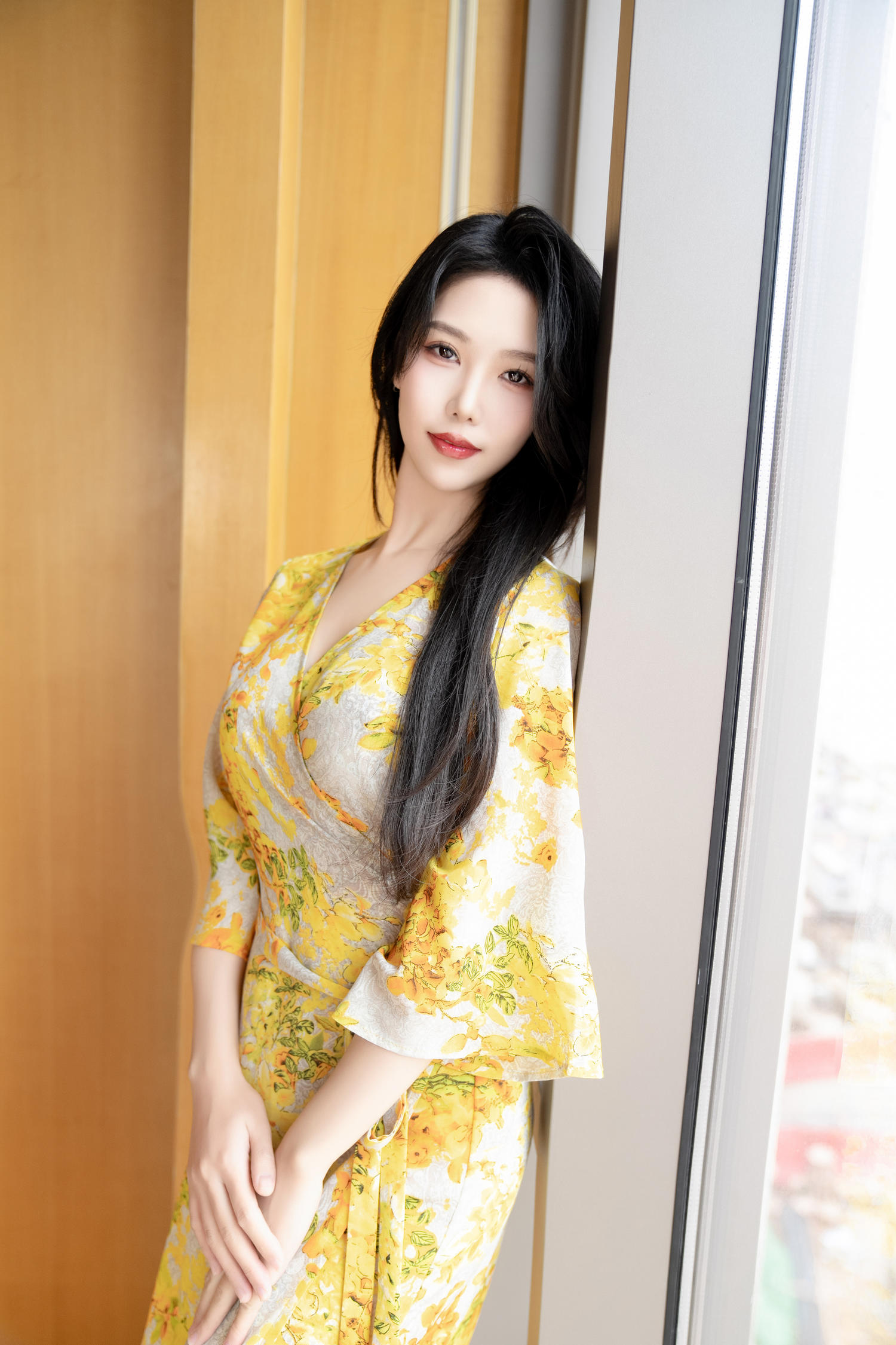 抖娘-利世 出轨女友 [158P2V-2.07GB]