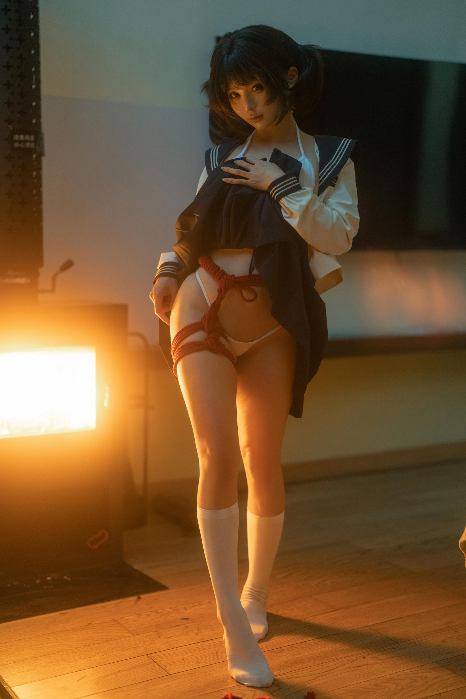 蠢沫沫 红绳 [18P-685MB]